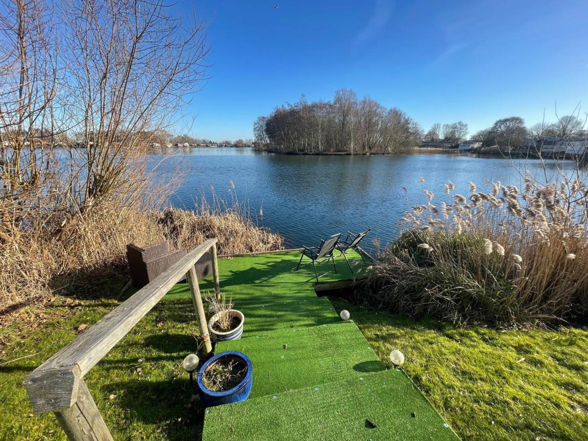 Lakeside Retreat 2 With Hot Tub, Private Fishing Peg Situated At Tattershall Lakes Country Park Esterno foto